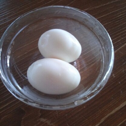 凄い！
こんなに簡単にゆで卵が出来るなんて♪感動です(^^)
これから、この作り方で作ります(^o^)/